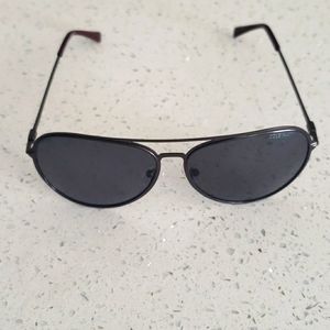 Cole Haan Polarized Aviator Sunglasses Men's or womens.